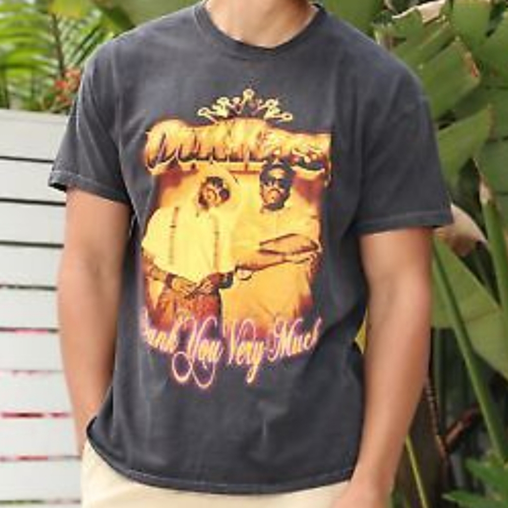 OutKast t-shirt NWT Size small
